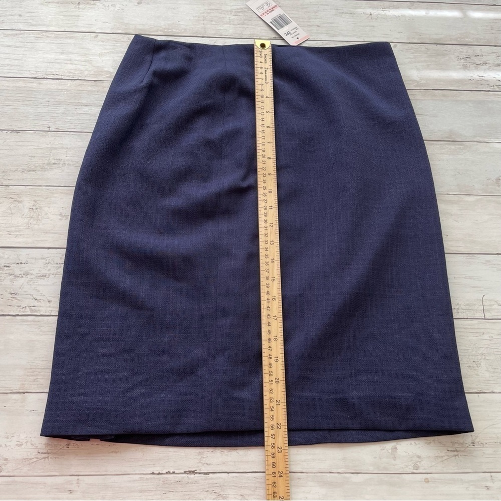Le Suit Women’s Navy Pencil Skirt Size 10 Lined Business Career Work Lawer